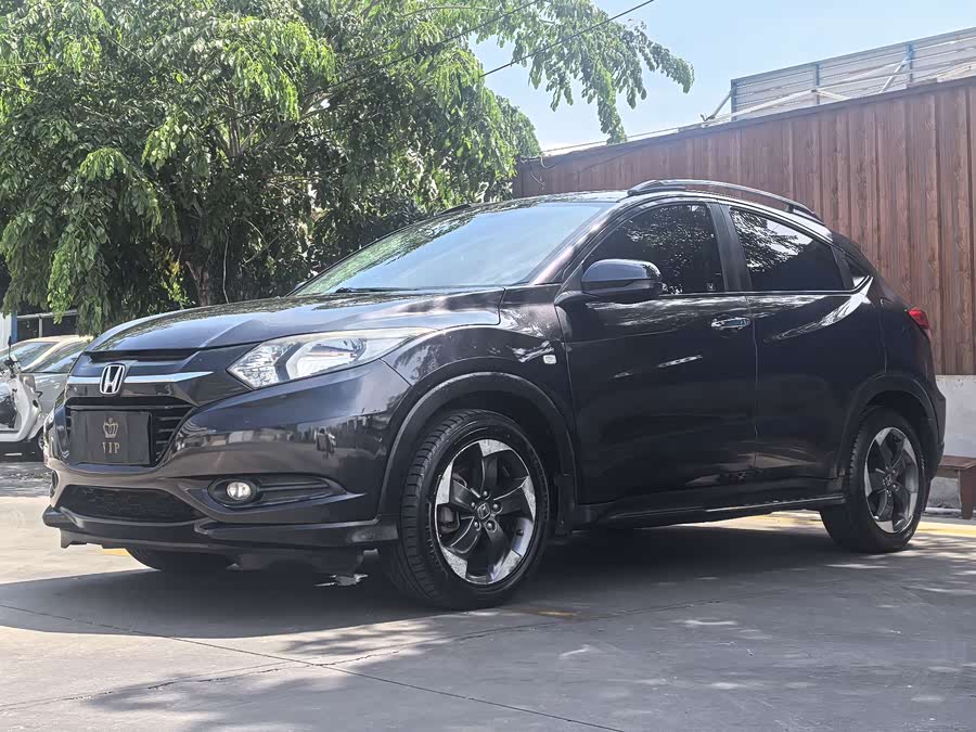 Honda Vezel 2016