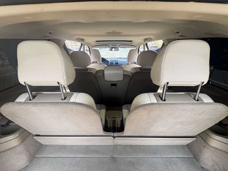 Volvo XC90 2012 — фото 22