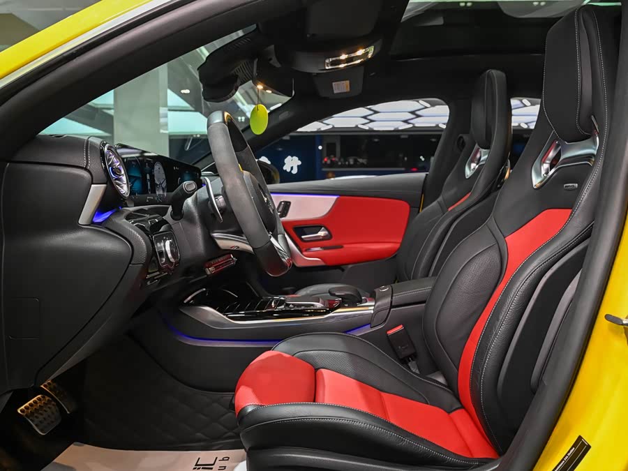 Mercedes-Benz Mercedes CLA AMG 2022 — фото 13