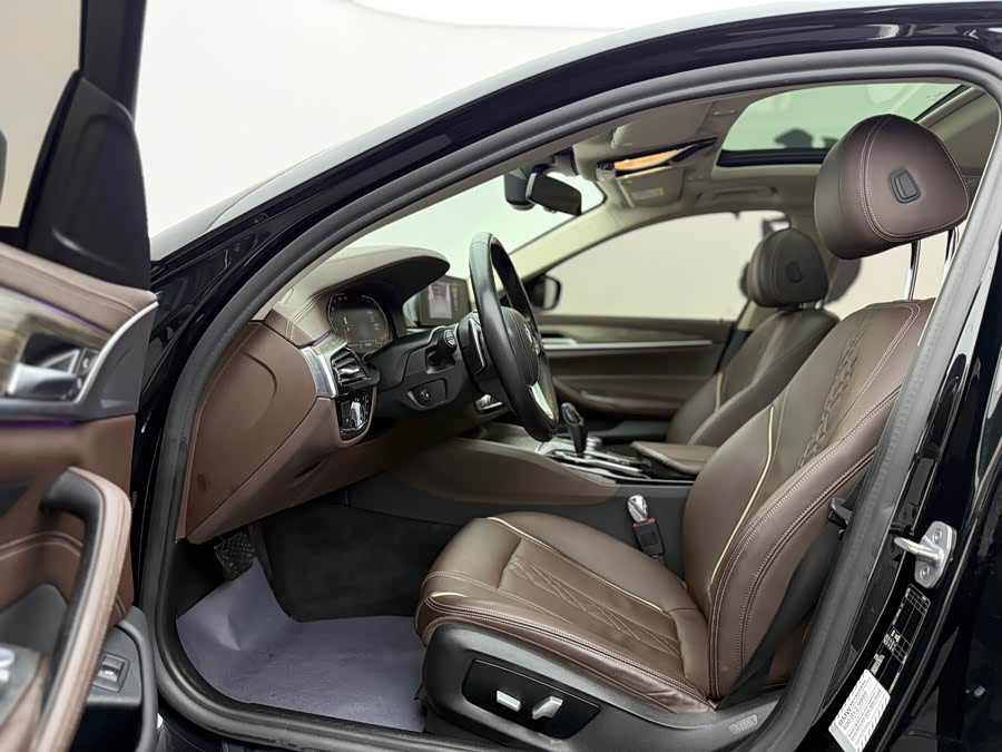 BMW 5 Series 2020
