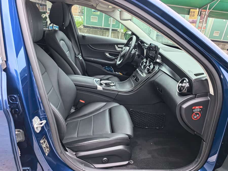 Mercedes-Benz C-Class 2018 — фото 11