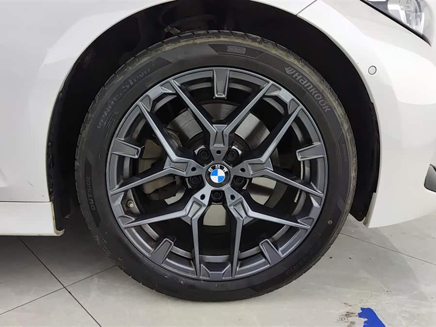 BMW 3 Series 2025