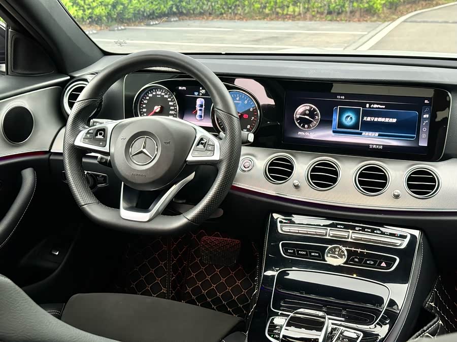 Mercedes-Benz E-Class 2018 — фото 15