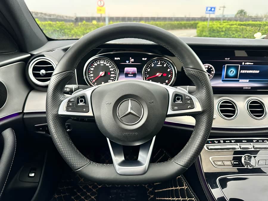 Mercedes-Benz E-Class 2018 — фото 18