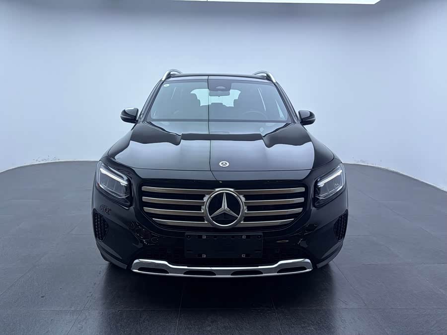 Mercedes-Benz GLB 2024