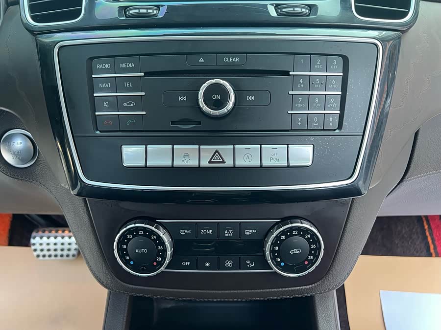 Mercedes-Benz GLE 2016 — фото 15