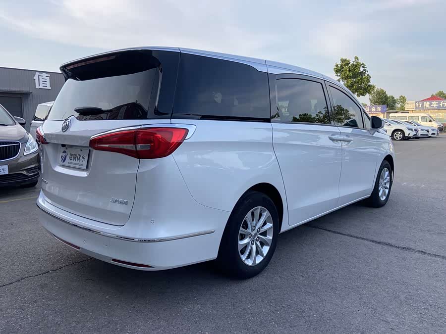 Buick GL8 2018