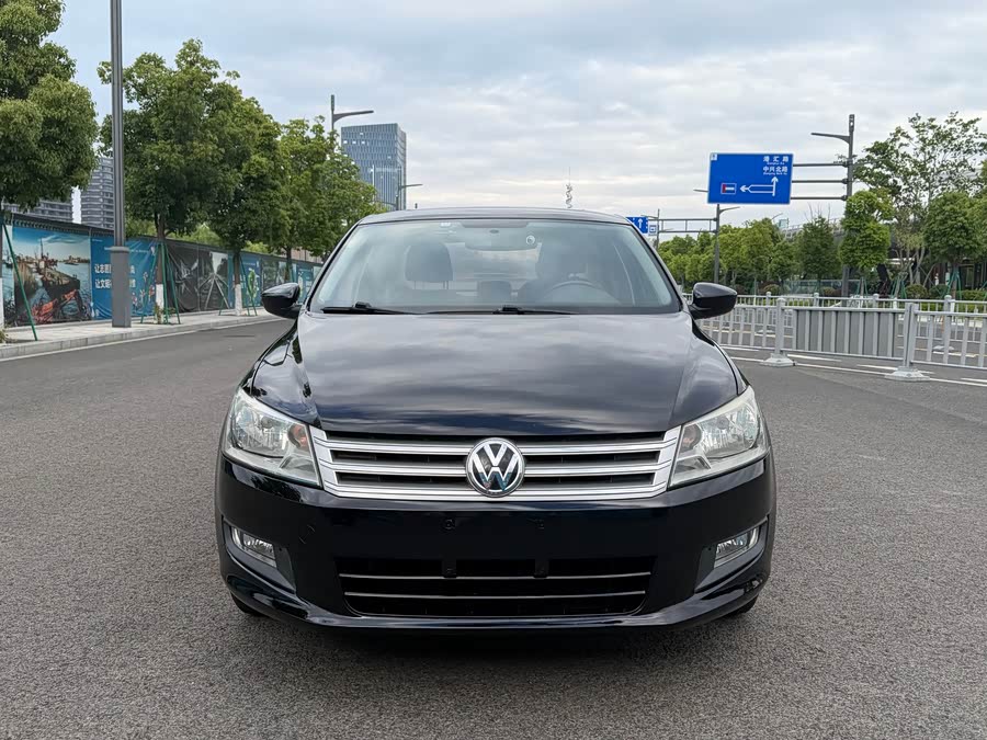 Volkswagen Santana 2015