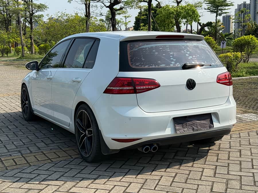Volkswagen Golf 2014