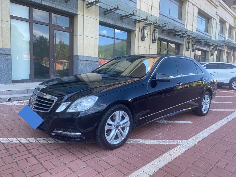 Mercedes-Benz E-Class 2011