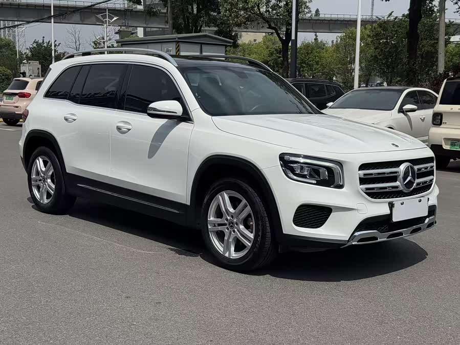 Mercedes-Benz GLB 2022
