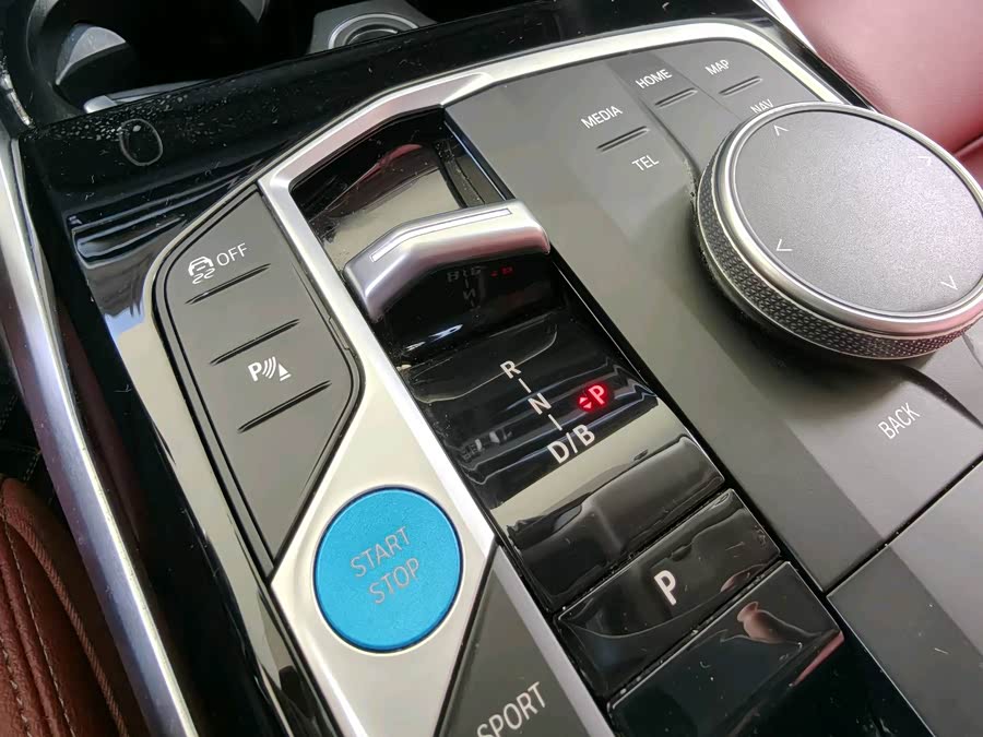 BMW i3 2022 — фото 23