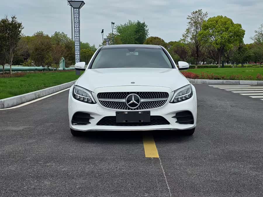 Mercedes-Benz C-Class 2020