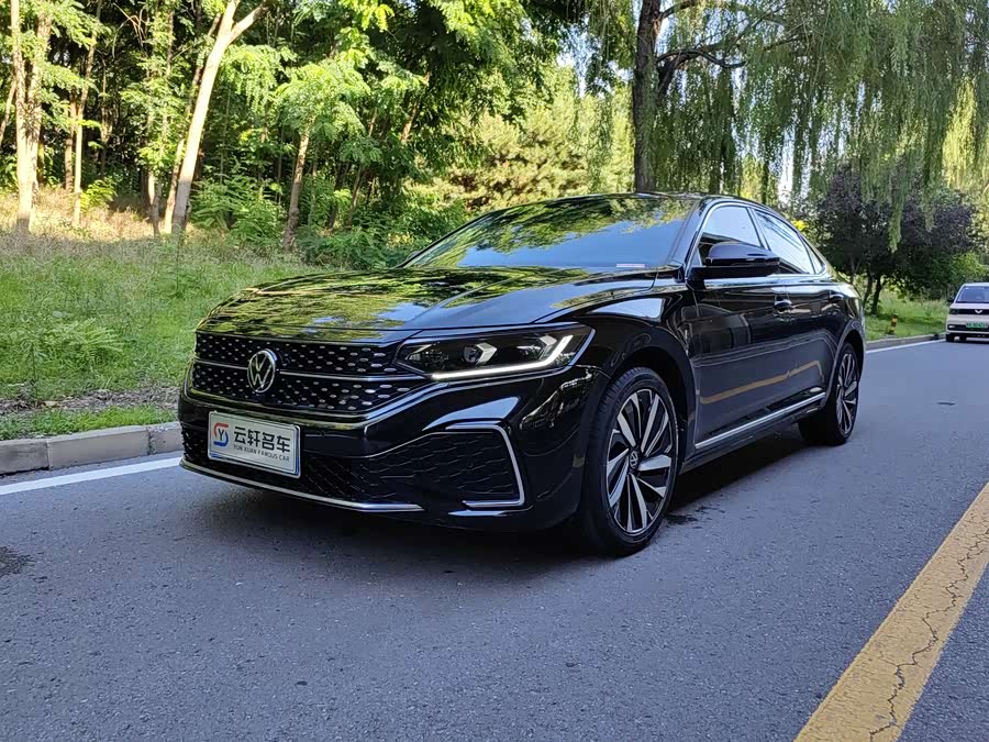 Volkswagen Passat 2022