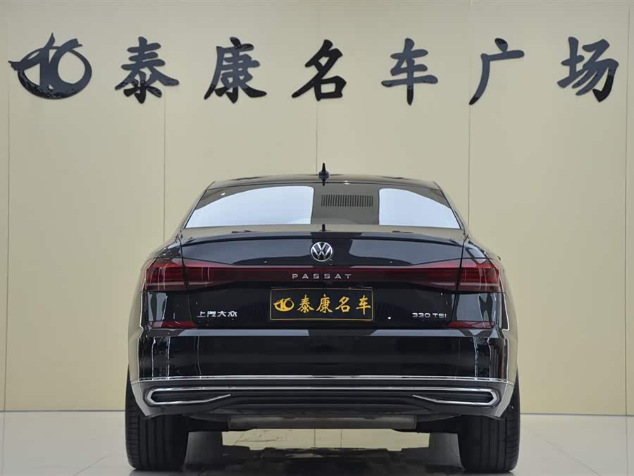 Volkswagen Passat 2023