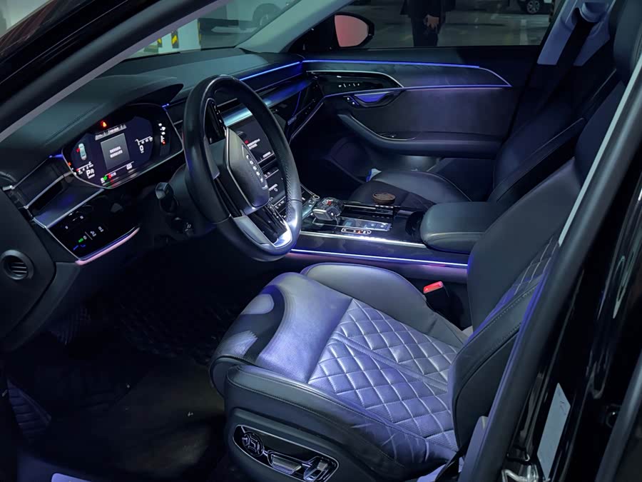 Audi A8 2021
