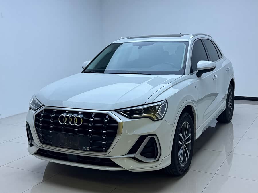 Audi Q3 2022