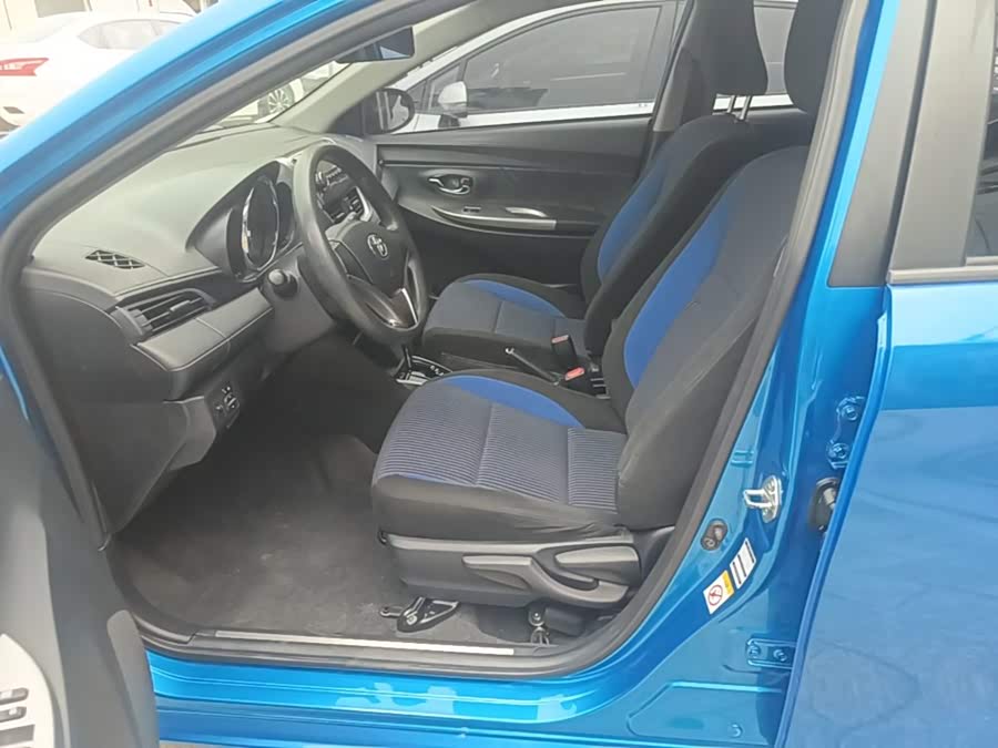 Toyota Yaris L 2016 — фото 15