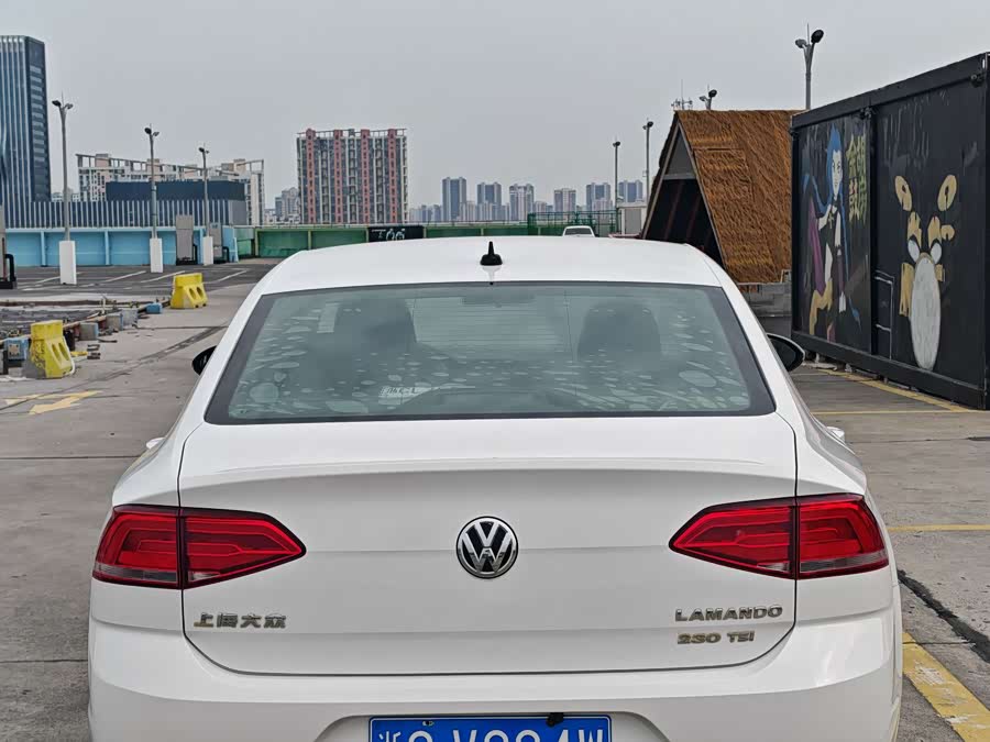 Volkswagen Lamando 2015