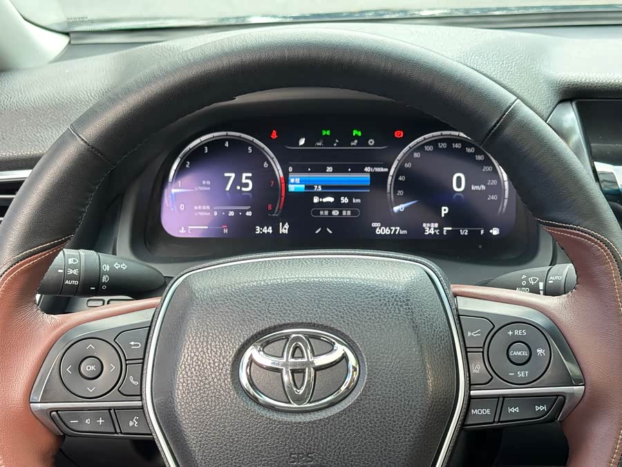 Toyota Camry 2021 — фото 13