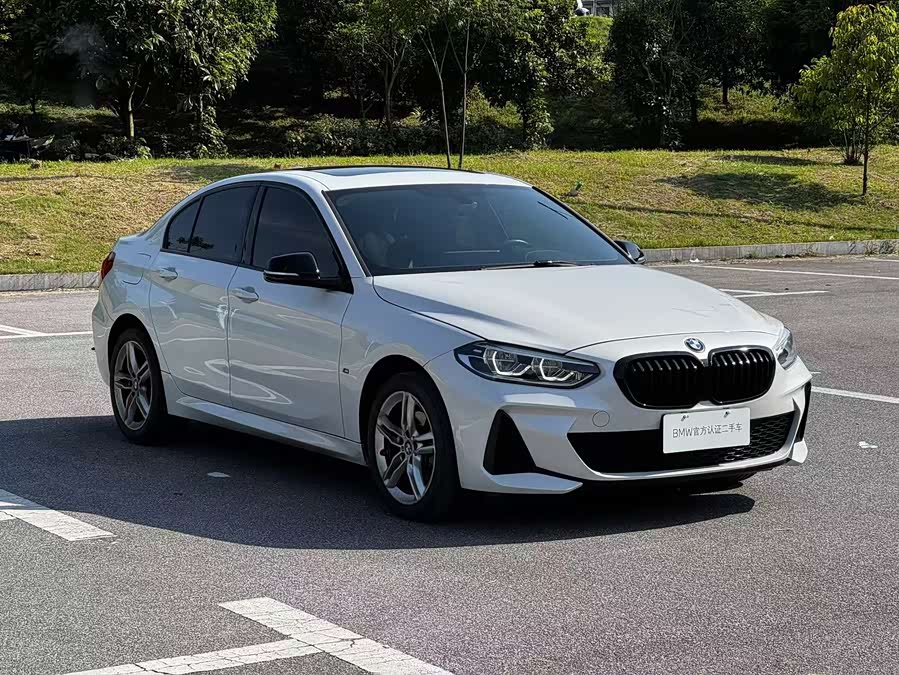 BMW 1 Series 2021
