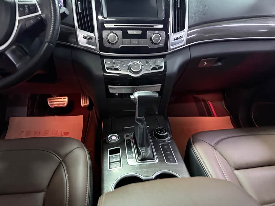 Haval H9 2016 — фото 16
