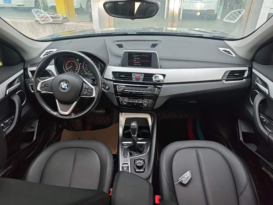 BMW X1 2018 — фото 10