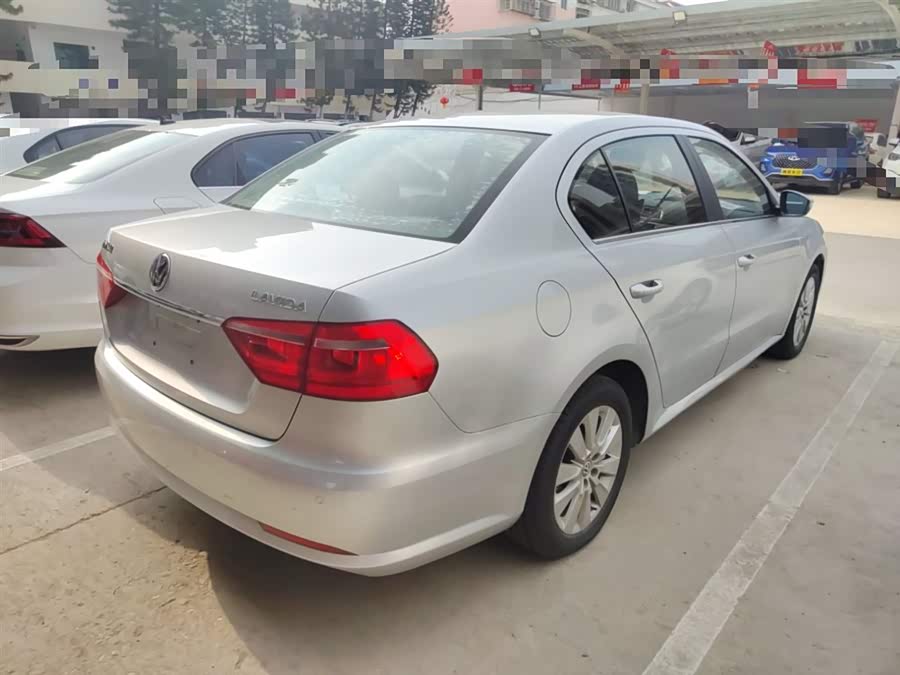 Volkswagen Lavida 2013