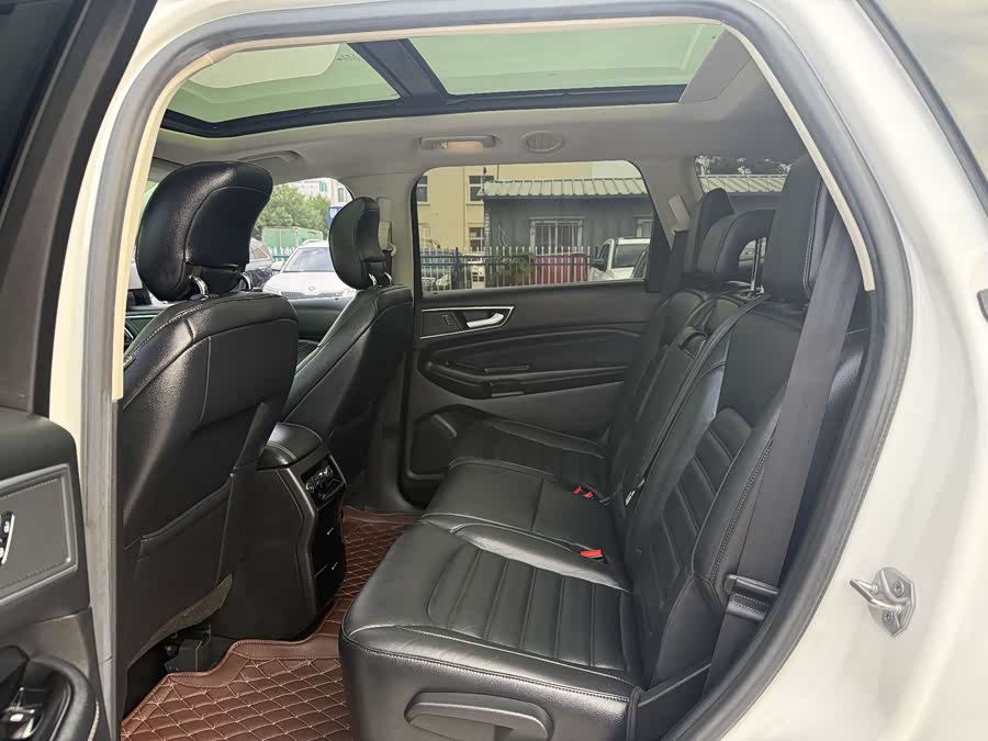 Ford Edge 2016