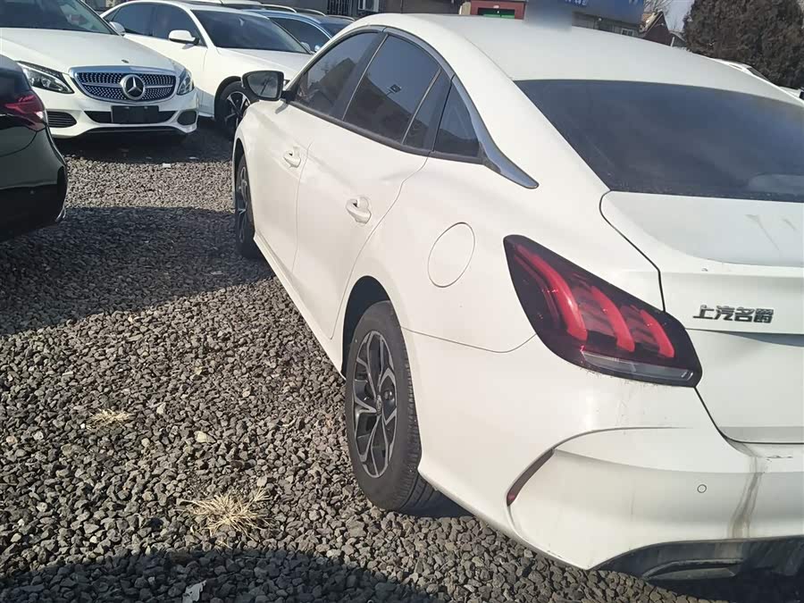 MG MG5 2021