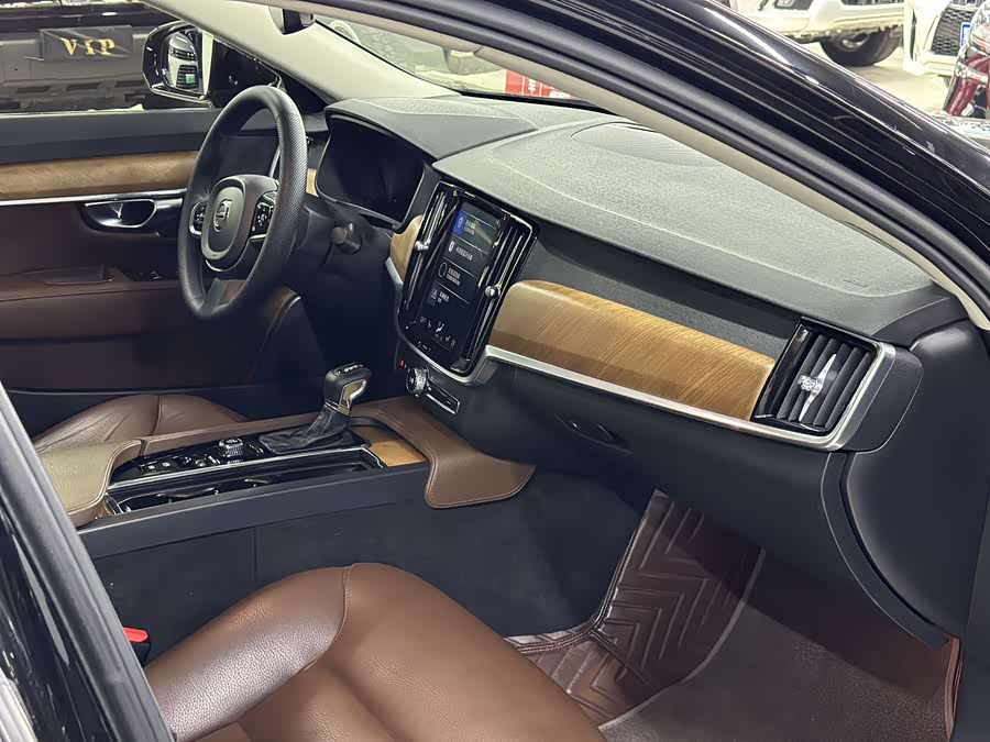 Volvo S90 2020 — фото 10