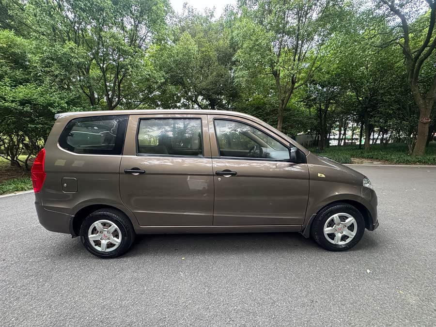 Wuling Hongguang 2018