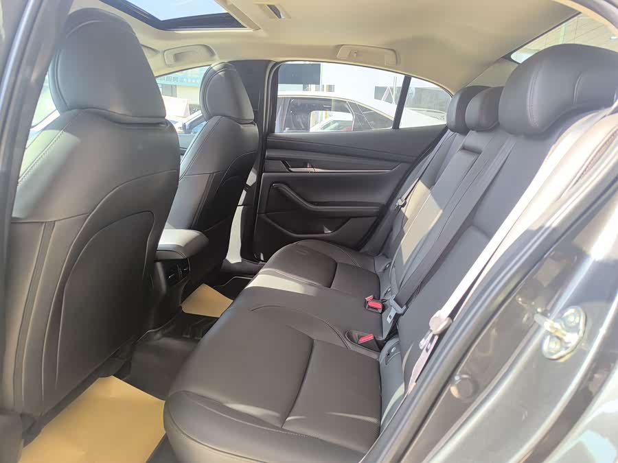 Mazda 3 Angkesela 2021