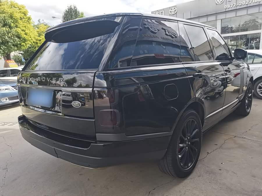 Land Rover Range Rover 2018 — фото 11
