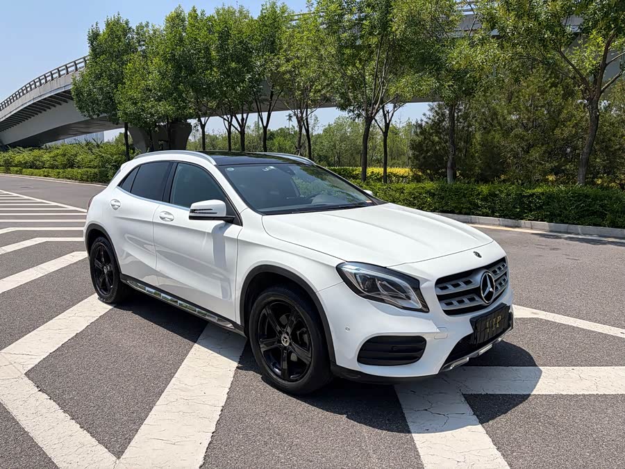 Mercedes-Benz GLA 2019