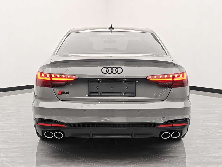 Audi S4 2023 — фото 14