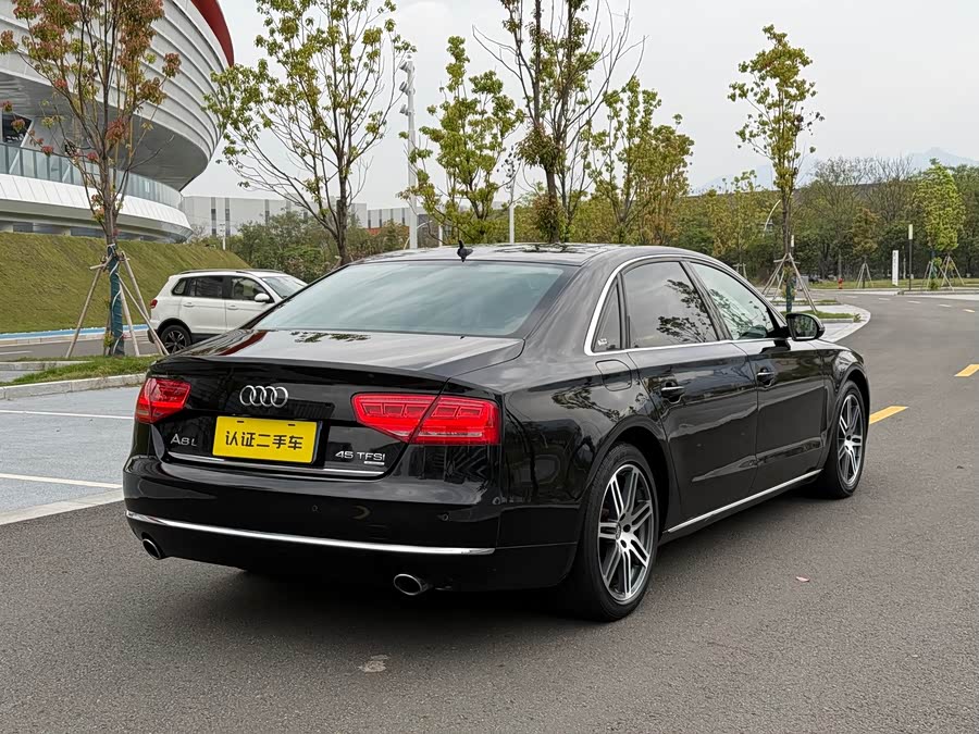 Audi A8 2013
