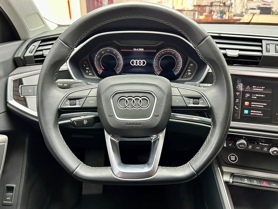 Audi Q3 2022 — фото 15