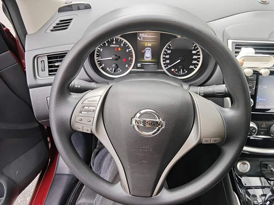 Nissan Tiida 2016