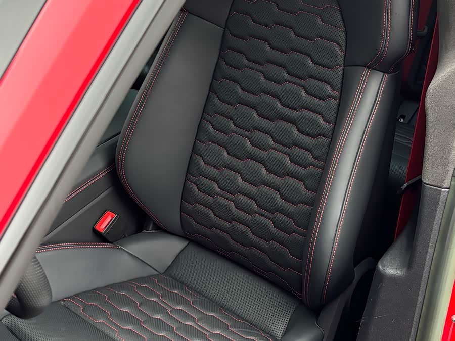 Audi RS E-Tron GT 2023 — фото 11