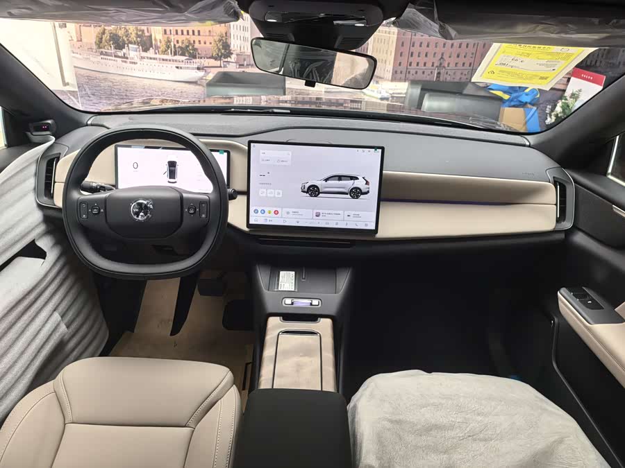Volvo XC70 Plug-In Hybrid 2026 — фото 13