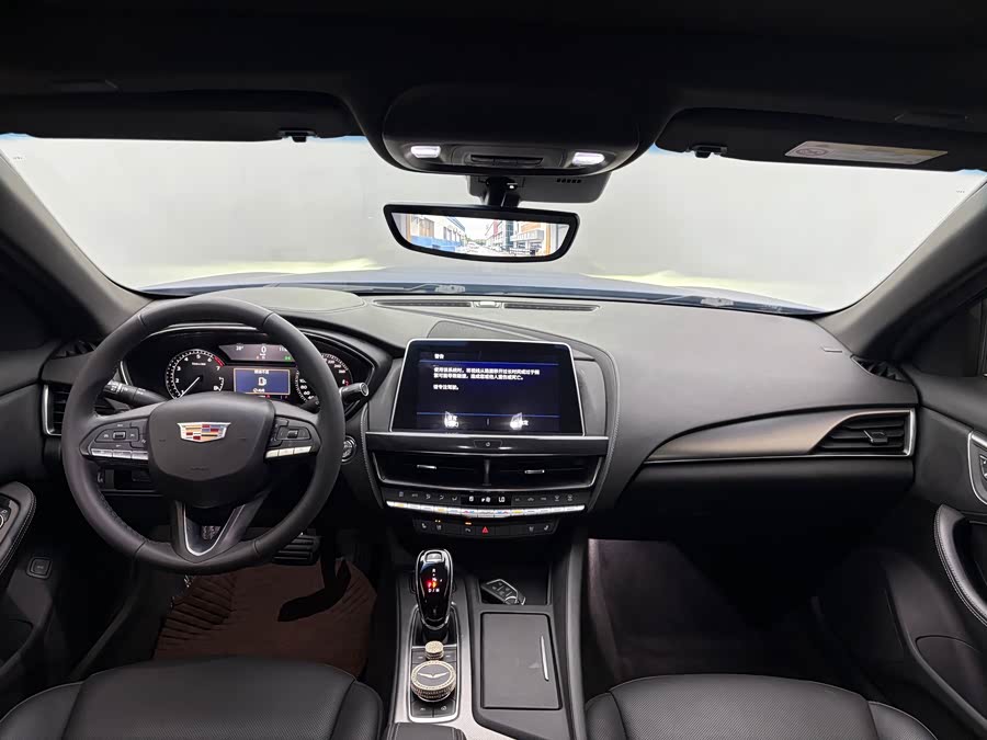 Cadillac CT5 2022 — фото 12