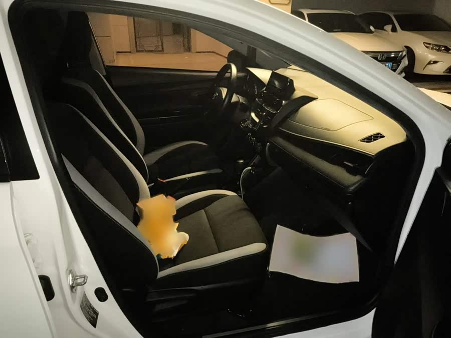 Toyota Yaris L 2020 — фото 20