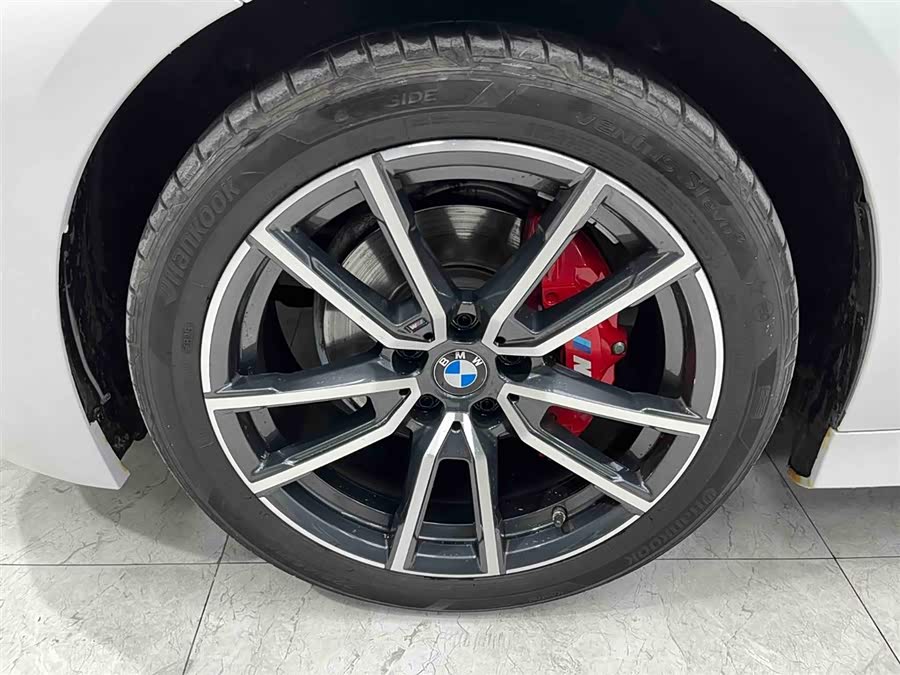 BMW 3 Series 2023 — фото 19