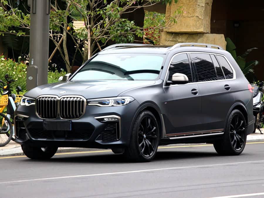 BMW X7 2020