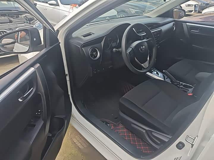 Toyota Corolla 2017 — фото 16
