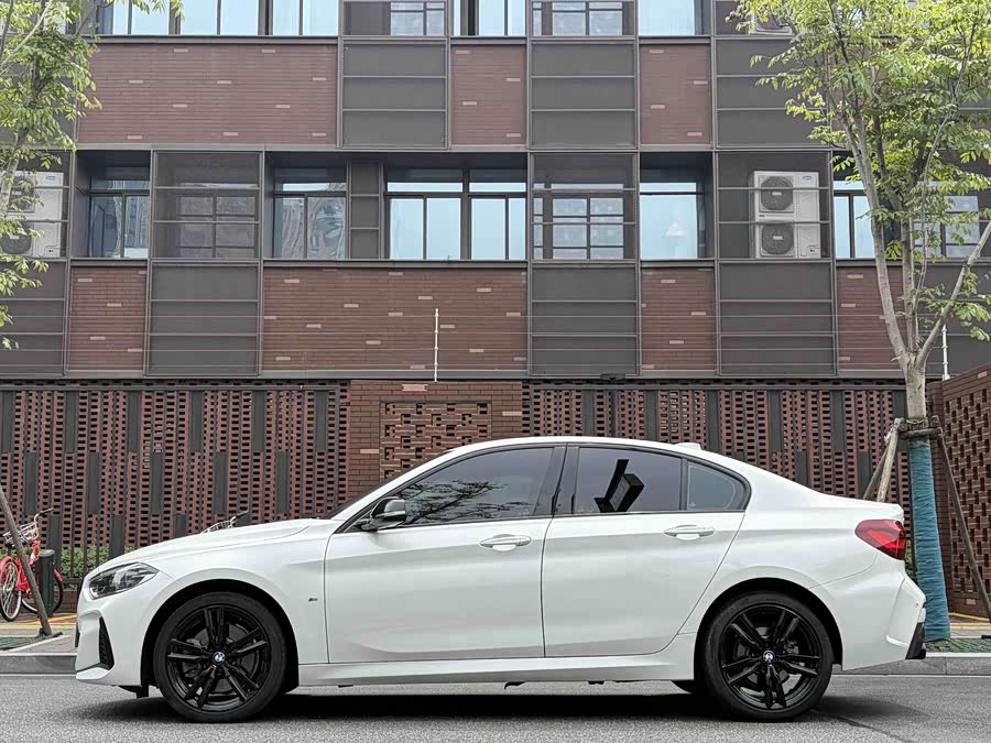 BMW 1 Series 2023