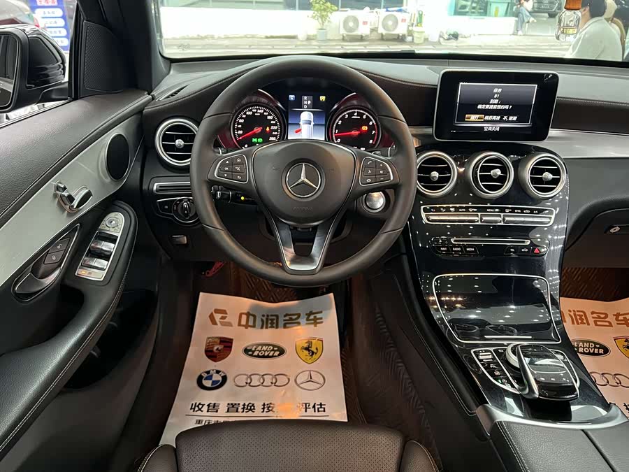 Mercedes-Benz GLC 2018 — фото 13