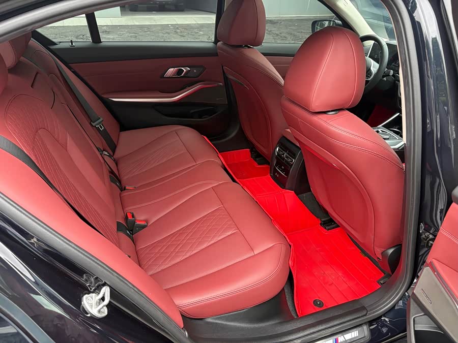 BMW 3 Series 2023 — фото 10
