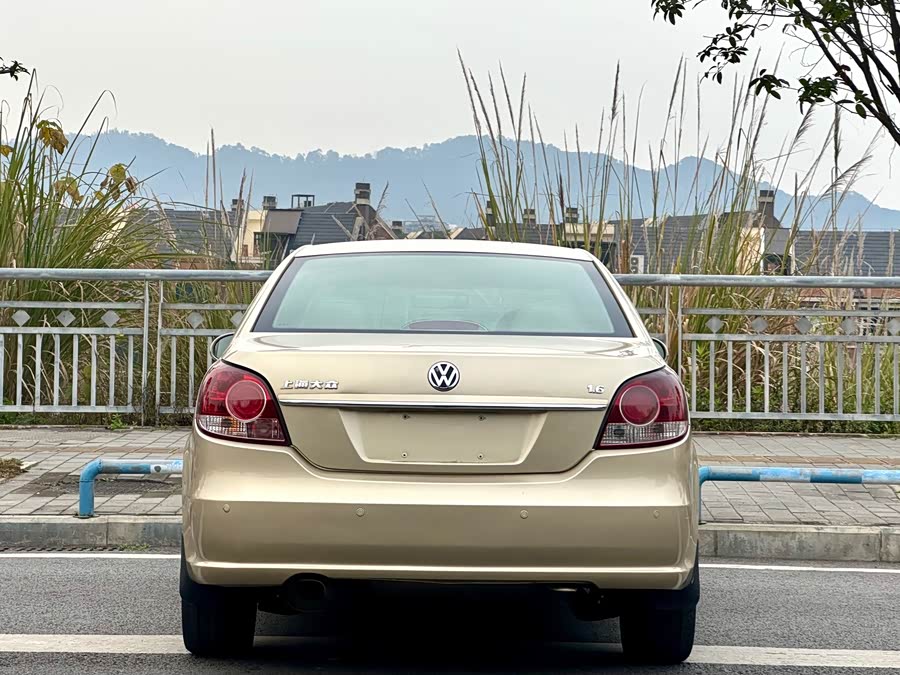 Volkswagen Lavida 2011